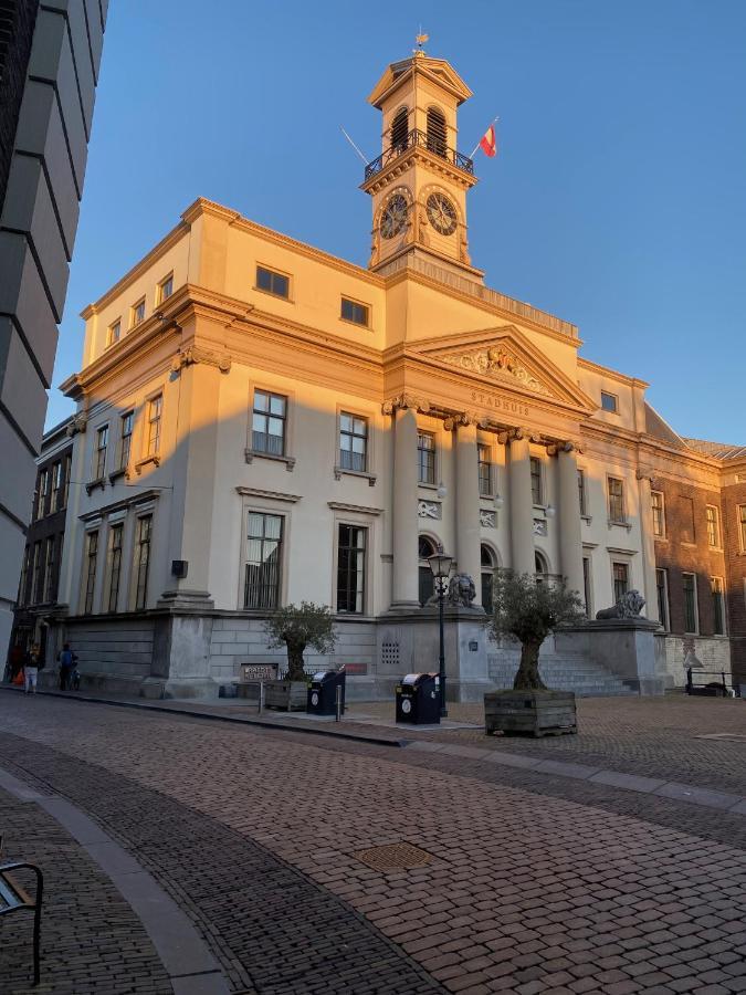 Benb Firstclassenglish Dordrecht Dış mekan fotoğraf